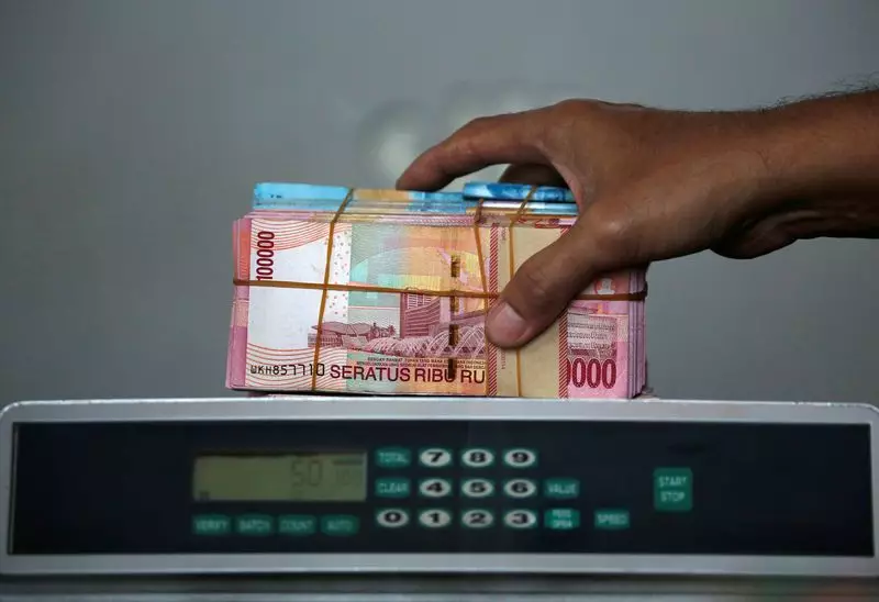 The Challenges Facing Indonesia’s Economy Amid Currency Volatility