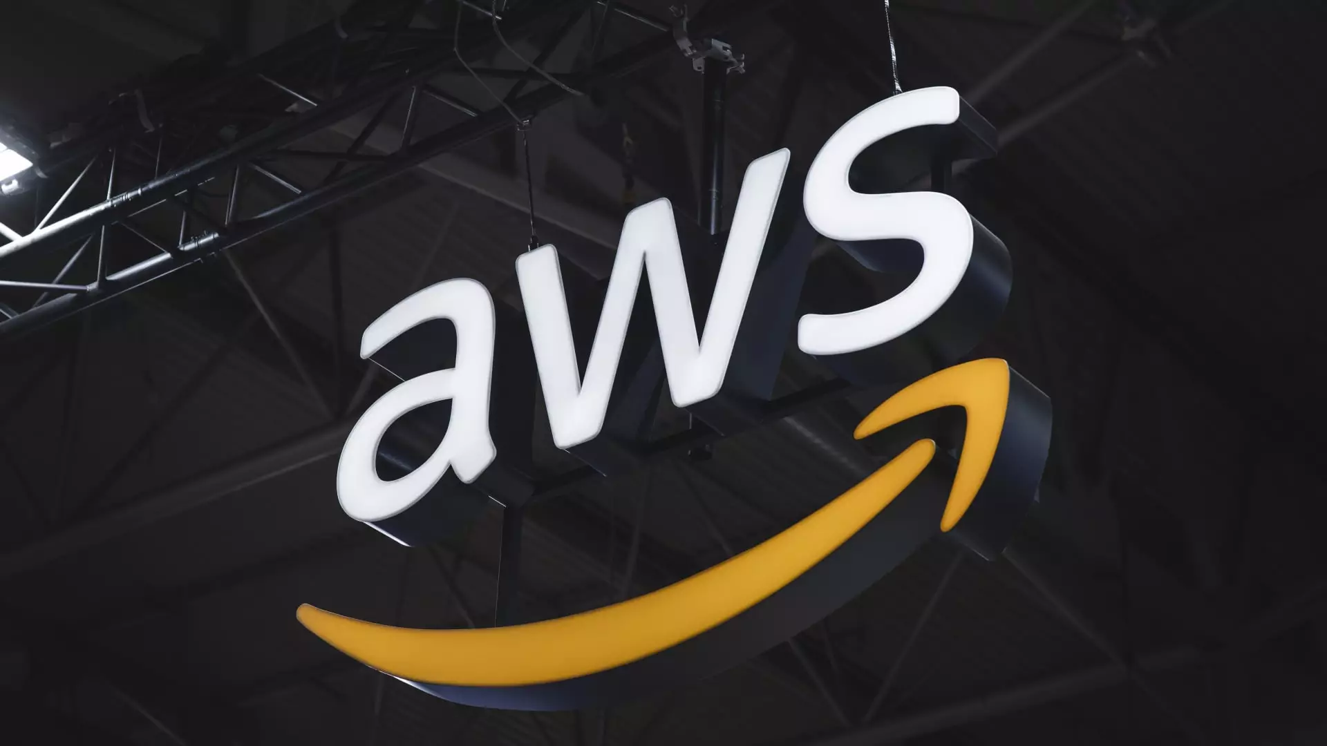 The Importance of Cloud Infrastructure Investment in Singapore by Amazon Web Services