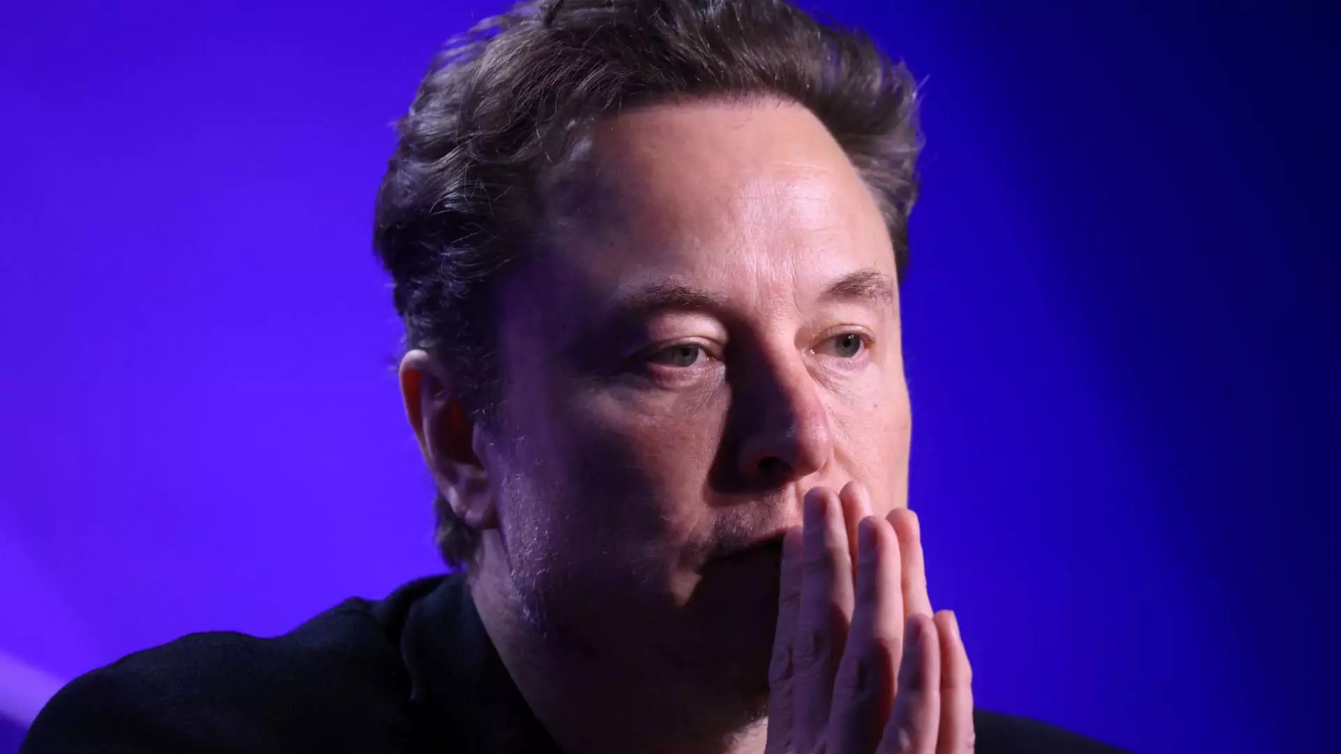 Elon Musk Threatens to Ban Apple Devices from Tesla and SpaceX