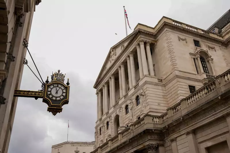 Bank of England cuts interest rates