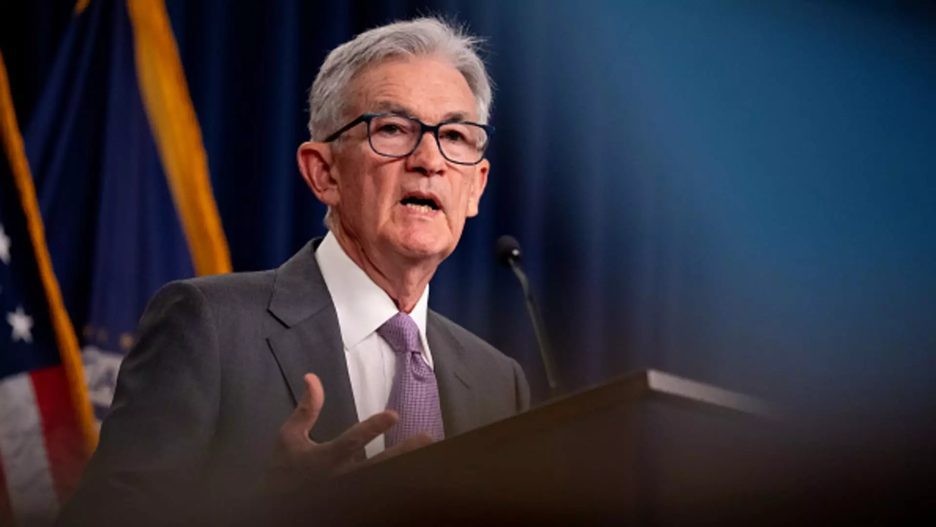 Is the U.S. Federal Reserve Prepared for a Jumbo Rate Cut?