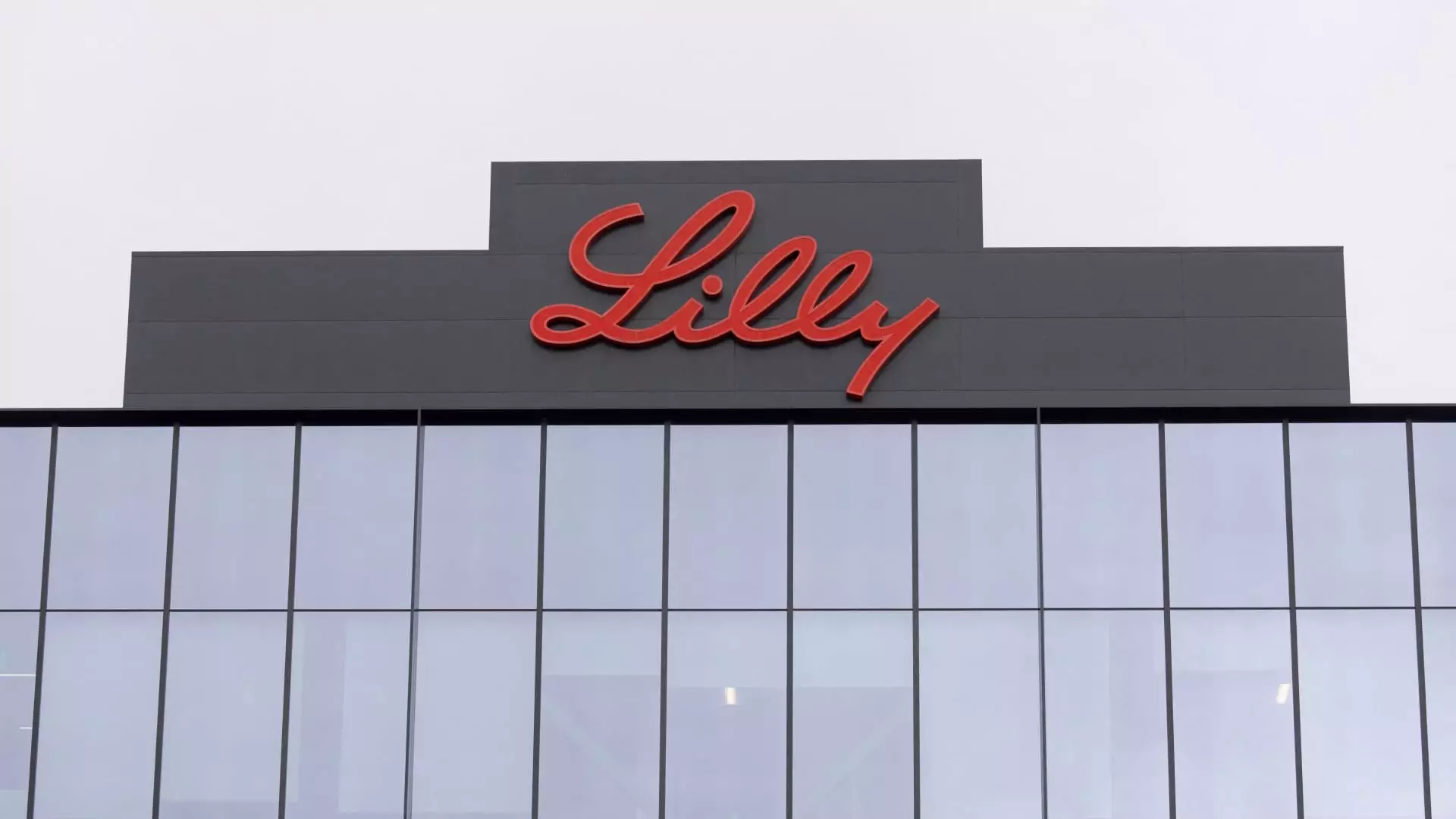 Challenges and Adjustments: Eli Lilly’s Struggles in the Third Quarter