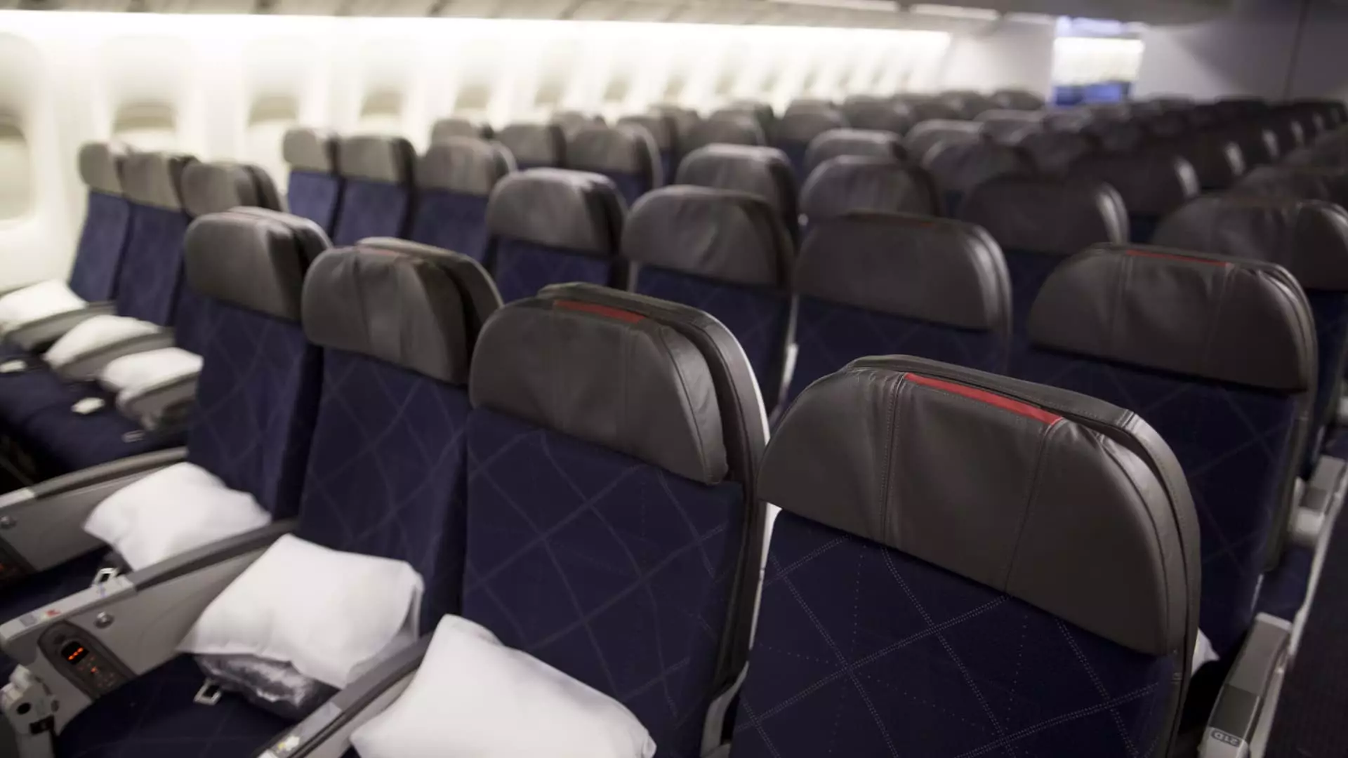 The Controversy Over Airline Seating Fees: A Senate Showdown