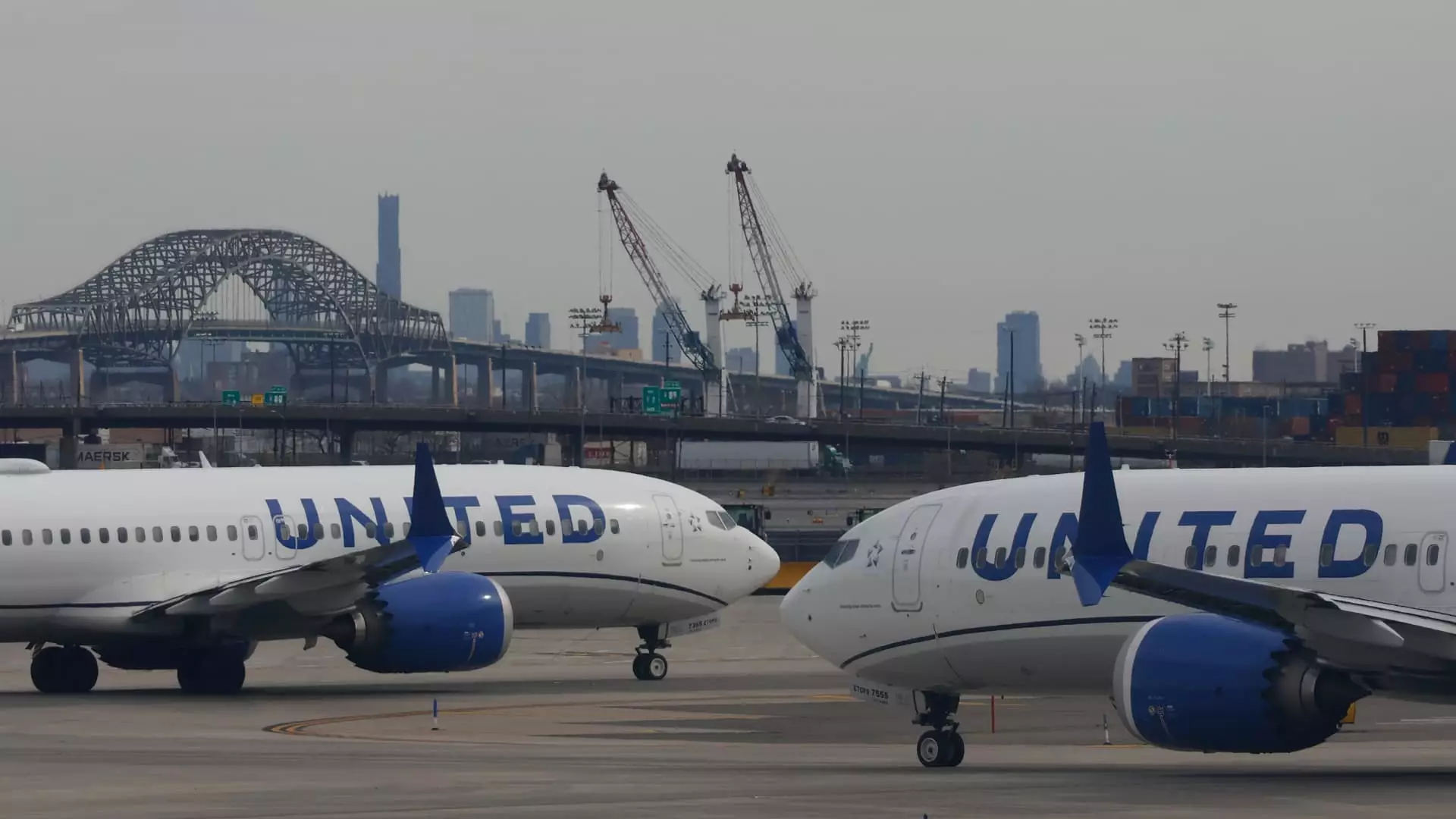 35 Flights Canceled: A Ticking Bomb in Our Air Travel System