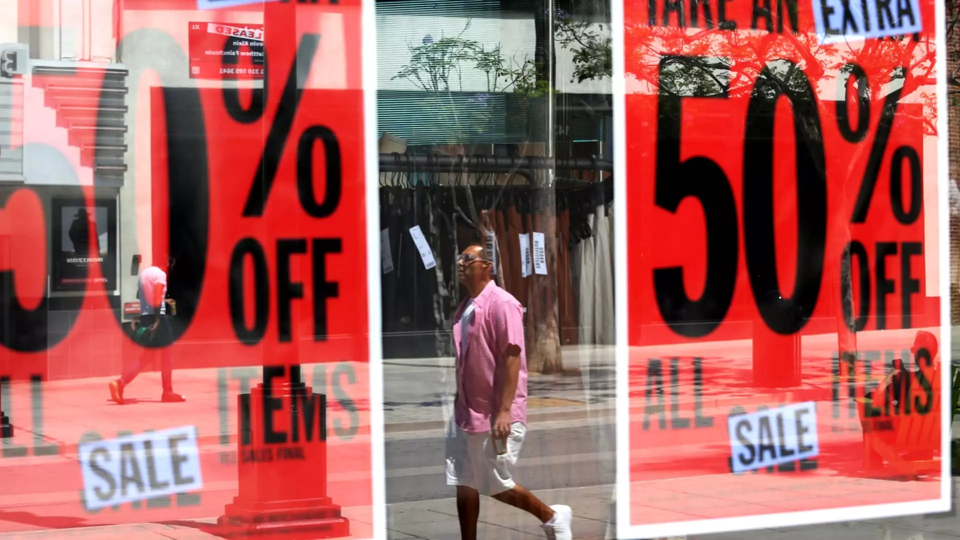 7 Impactful Insights on How Tariffs Shift Retail Strategies