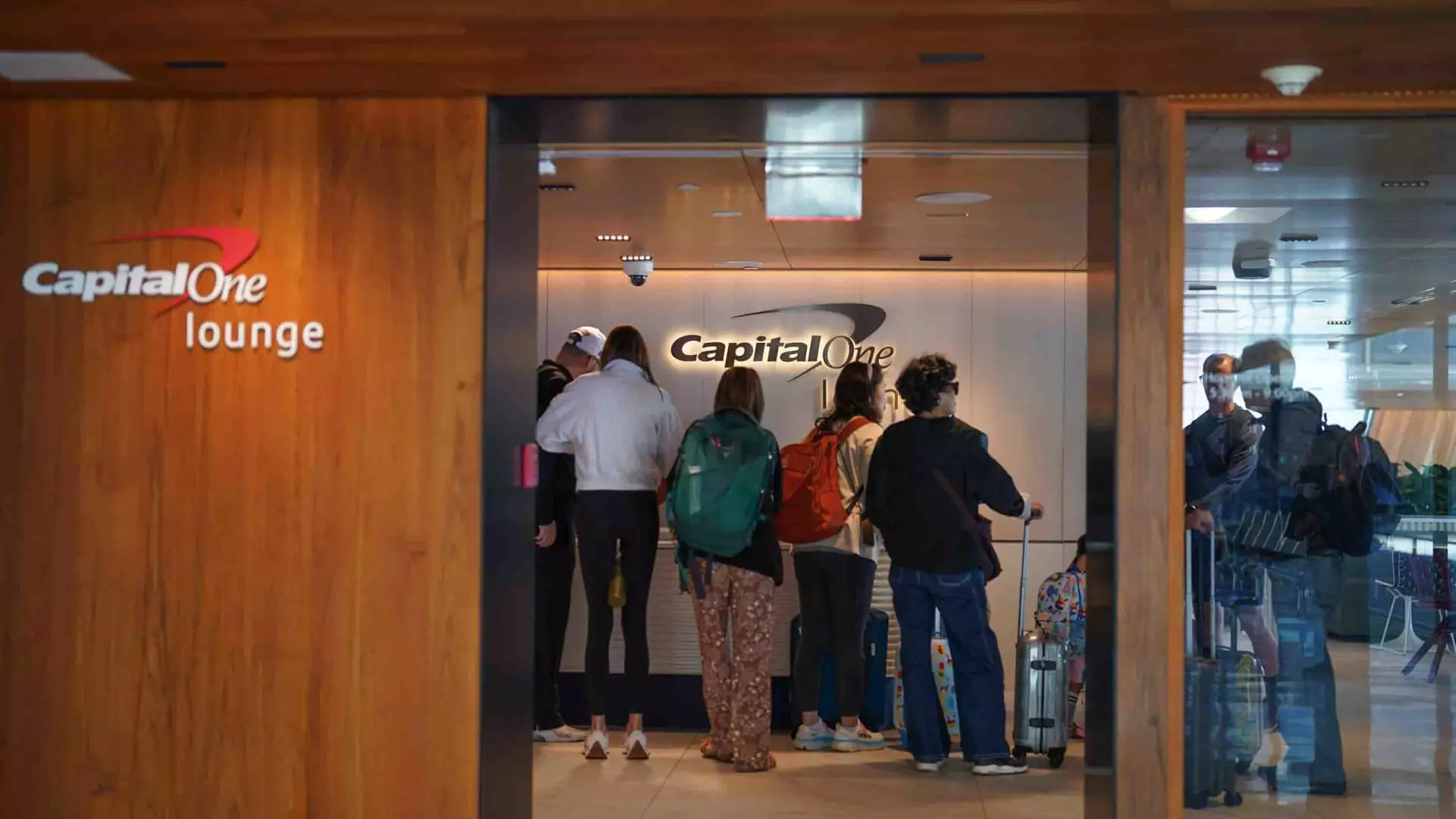 The Rise of Airport Lounge Fees: 7 Eye-Opening Changes that Upset Travelers