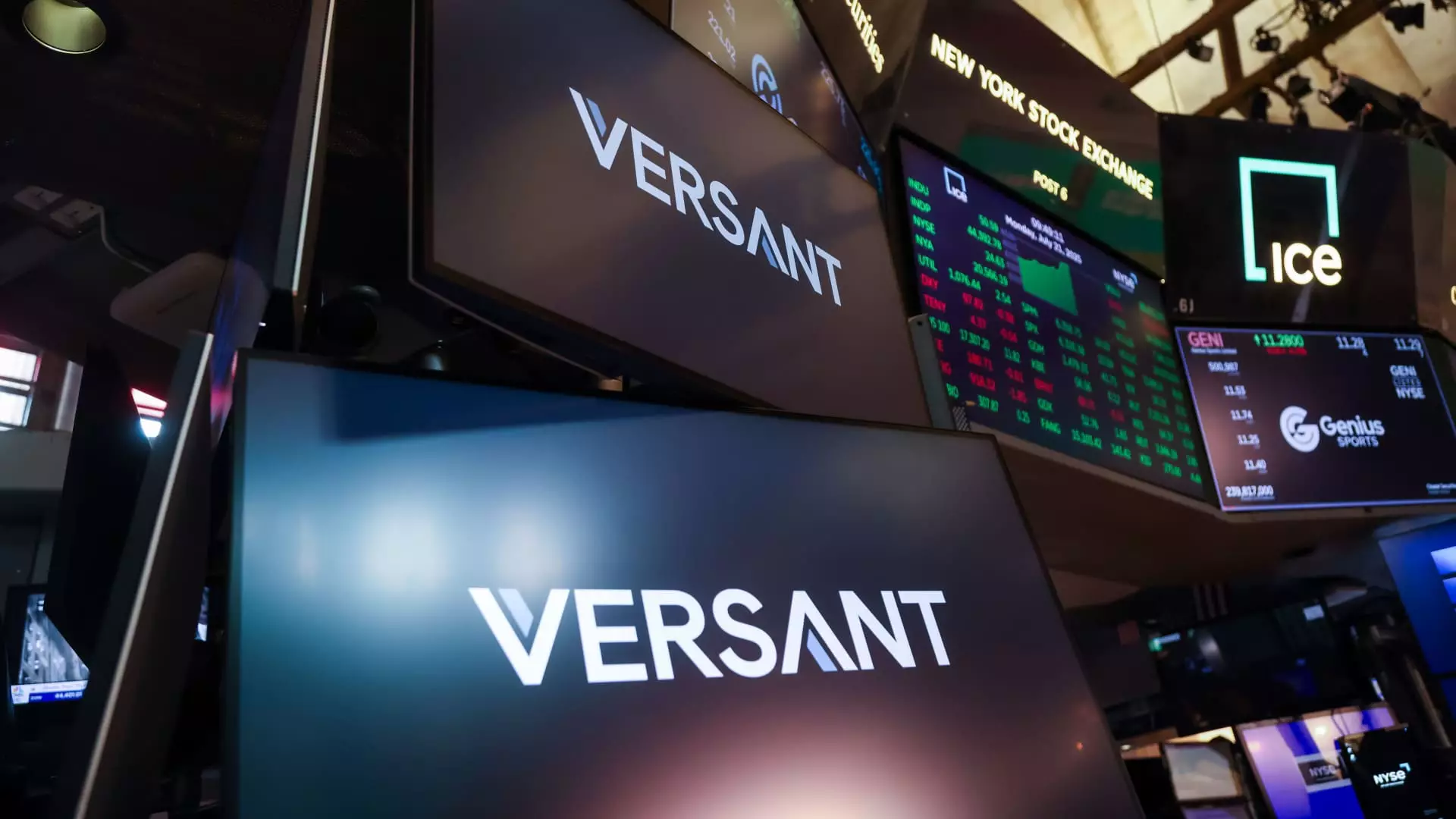 Disrupting the Power Grid: How Versant’s Spinoff Could Reshape Media Dominance in 2024