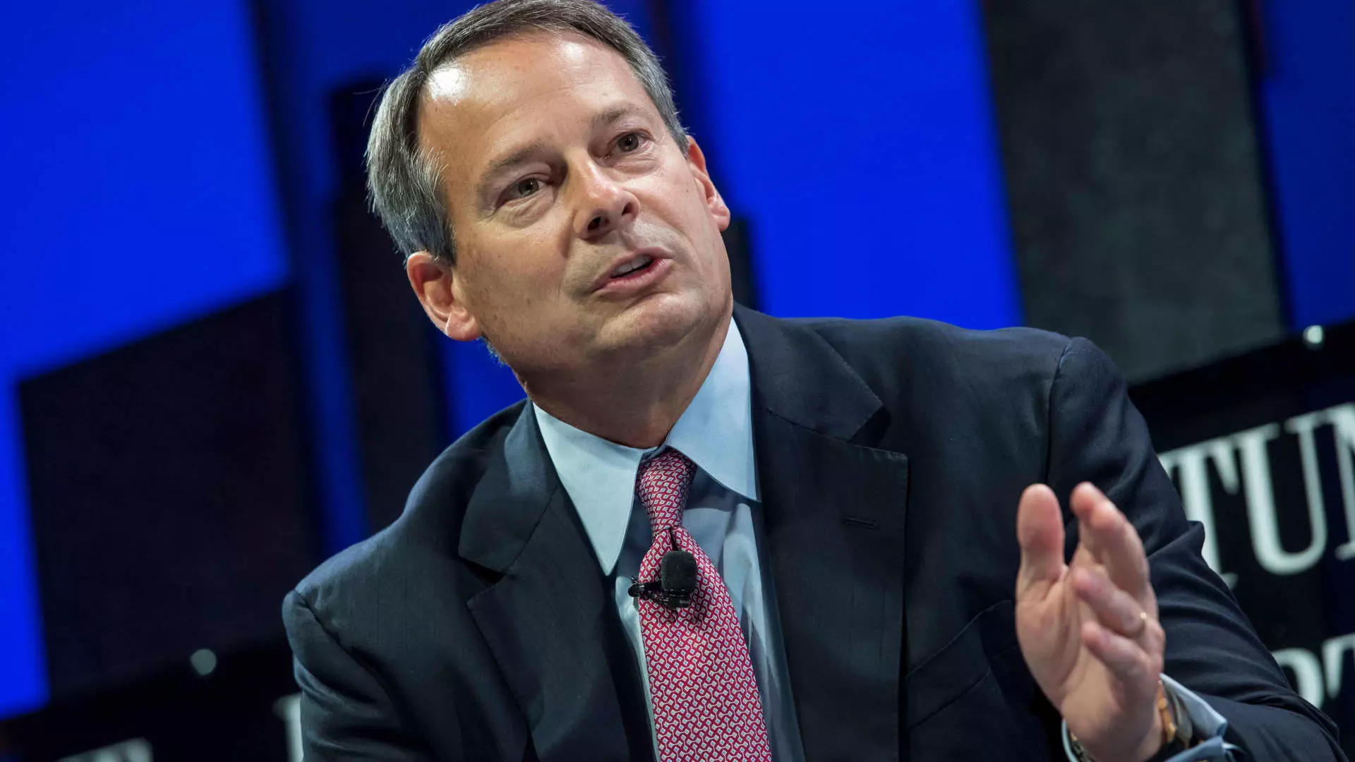 Executive Stock Sales Reveal Muted Confidence—A Harbinger or a Market Misstep?